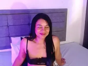 Stripchat Free Porn Cam of Emily_milfF
