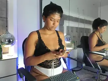 Stripchat Nude Webcam of Natasha_Broown