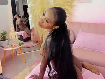 Stripchat Best Webcam of bruneettklaryss