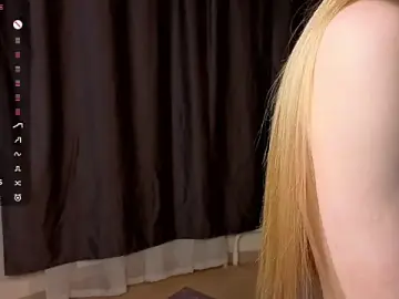 Stripchat Best Webcam of IselaObanner