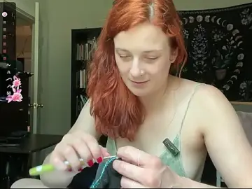 Stripchat Adult Webcam of Aria_Fields