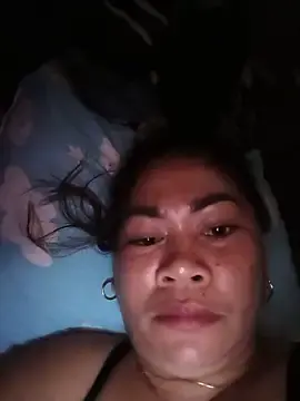 Stripchat Free Live Porn of SweetChubbyMommy_02