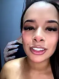 Stripchat Nude Webcam of monikee69