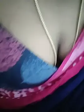 Stripchat Nude Webcam of tamil_subha69