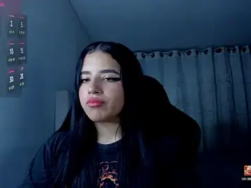 Stripchat Live Sex Cam of aliice_walker_