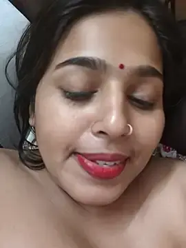 Stripchat Live Porn of Cute-Simmi69