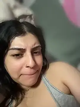 Stripchat Live Sex of ThickerThanYoBitch