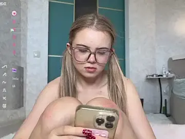 Stripchat Free Porn Cam of onetimeandforever