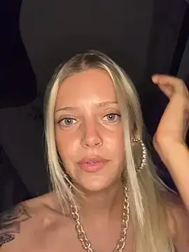 Stripchat Sex Cam of AnnaCherie