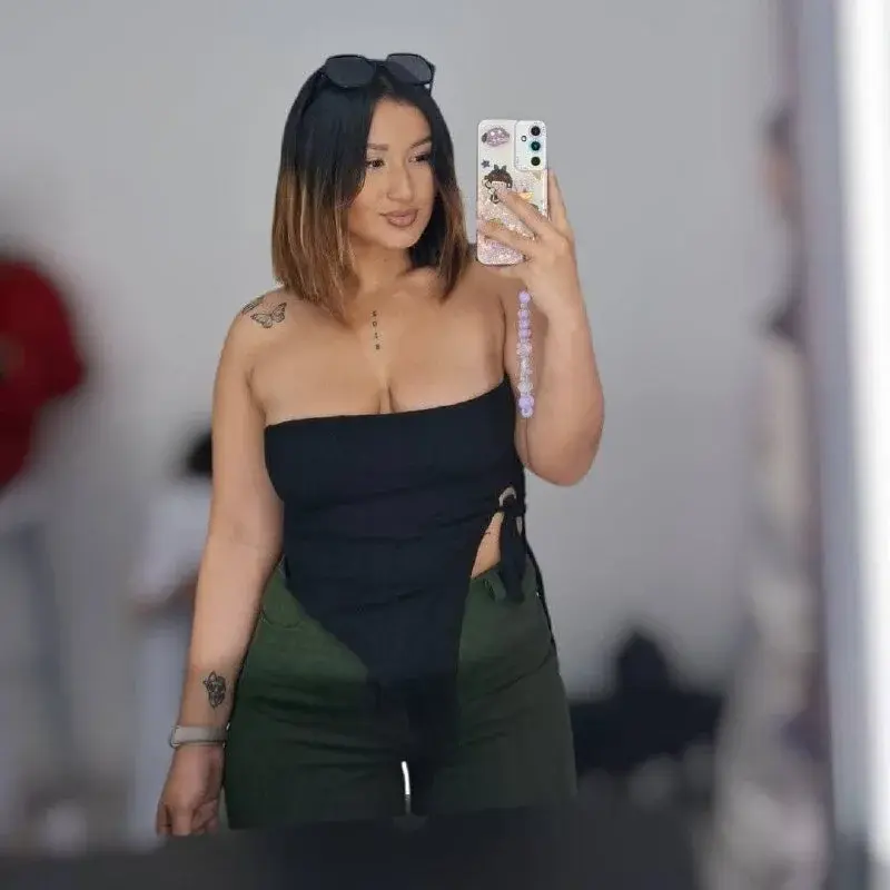 SussySunny_