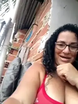Stripchat Live Sex Cam of tugordita-hot