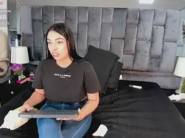 Stripchat Live Sex of Ashly_bloom_