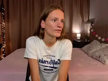 Stripchat Free Porn Cam of MattieBogenschutz