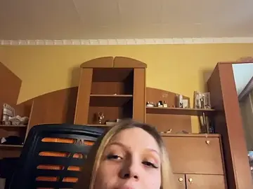 Stripchat Watch Live Sex Cams of xXMelanieseXx