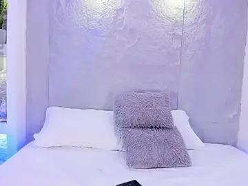 Stripchat Best live sex cam show of CristalCollins_