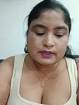 Stripchat Free Live Porn of hornyriyanka