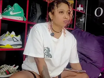 Stripchat Nude Webcam of Indianbrownie