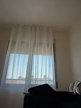 Stripchat Free Porn Cam of Adriennesexxx