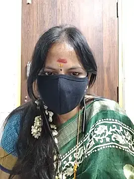 Stripchat Live Sex Cam of Tamil_white_beauty
