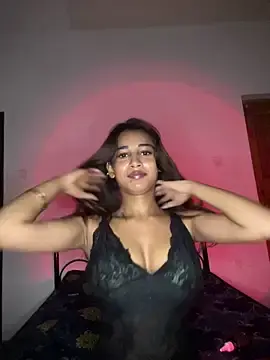 Stripchat Watch Live Sex Cams of STRIP_GLOW