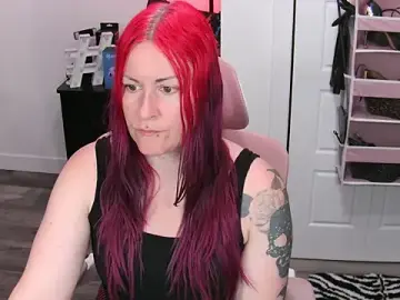 Stripchat Free Porn Cam of gennyrock