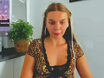Stripchat Watch Live Sex Cams of Molly_sweetie