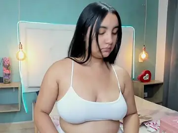 Stripchat Live Sex Cam of DominikDiaz
