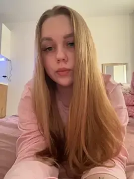 Stripchat Free Live Porn of Marylallka5