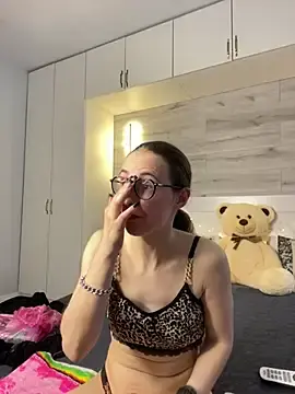 Stripchat Adult Webcam of MartiniiSelenna
