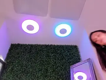 Stripchat Live Sex of realhotfallingdevil
