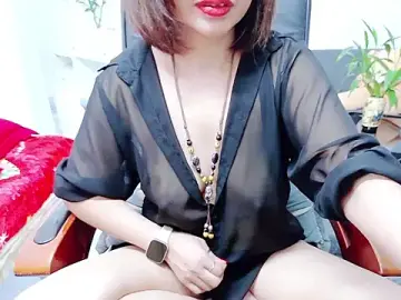 Stripchat Adult Webcam of Miu-Le