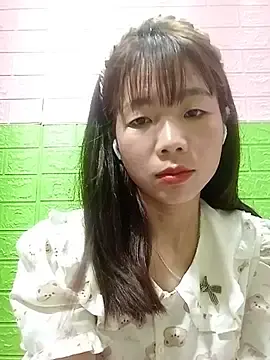 Stripchat Free Porn Cam of AmyLinee01