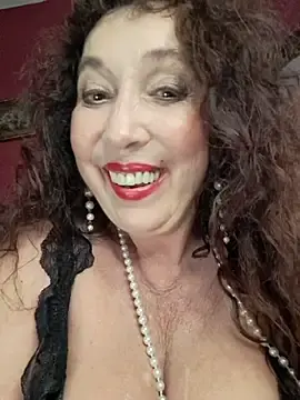 Stripchat Best live sex cam show of GypsyEsmeralda