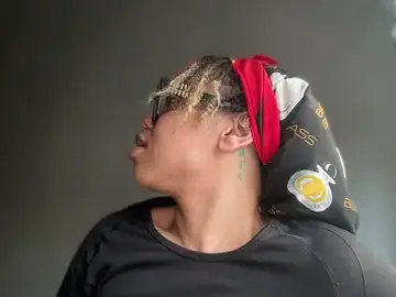 Stripchat Nude Webcam of zahrabliss