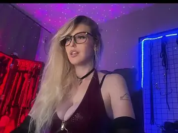 Stripchat Sex Cam of Liya_Liss