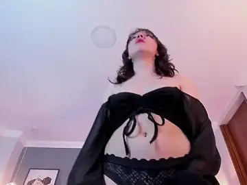 Stripchat Free Live Porn of Nina_Ford