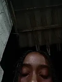Stripchat Sex Chat of yara-ebony