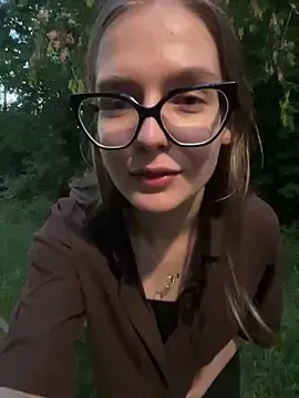 Stripchat Live Sex Cam of Bamby_bump
