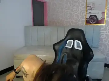 Stripchat Free Live Porn of DamiaOshun_ch