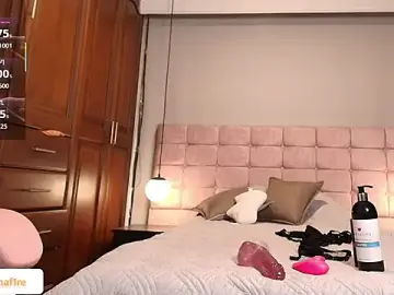 Stripchat Free Live Porn of emmars_
