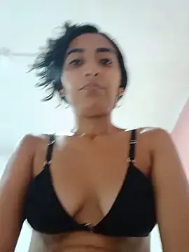 Stripchat Free Porn Cam of _Saraa-