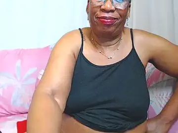 Stripchat Free Live Porn of Freakyassnwildx
