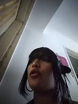 Stripchat Watch Live Sex Cams of SaharQamar
