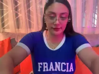 Xlovecam Adult Video Chat of CristalZafiro