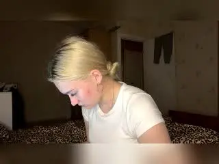 Xlovecam Free Porn Cam of MaileStortz