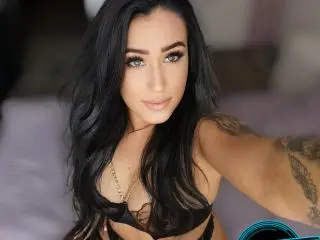 Xlovecam Sex Cam of LovelyMichellex69