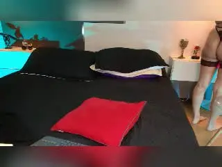 Xlovecam Live Sex of CassieJones