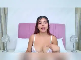 Xlovecam Live Sex Cam of AlyssaGreen