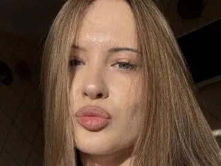 Xlovecam Sex Chat of JoelleCanal