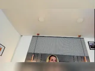 Xlovecam Live Sex of GiuliaAddams